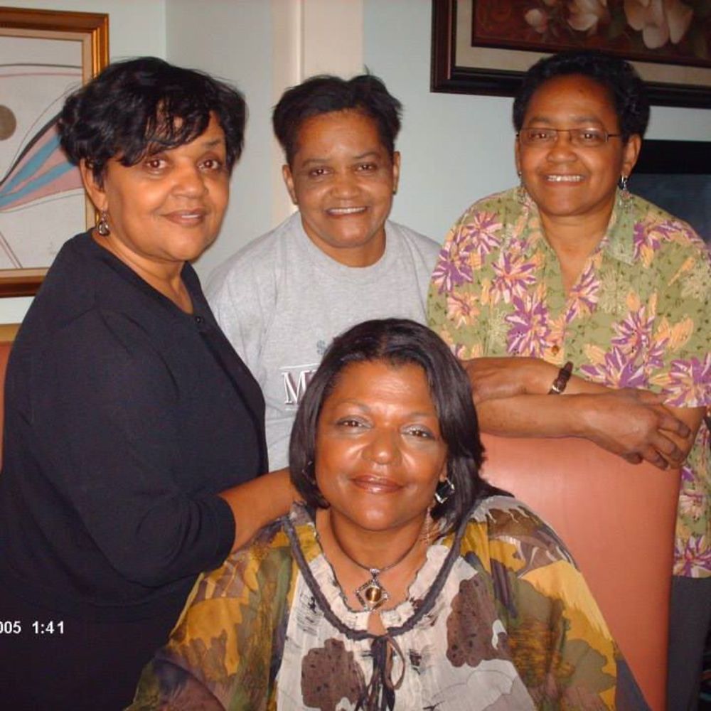 Meet your Posher, Versia